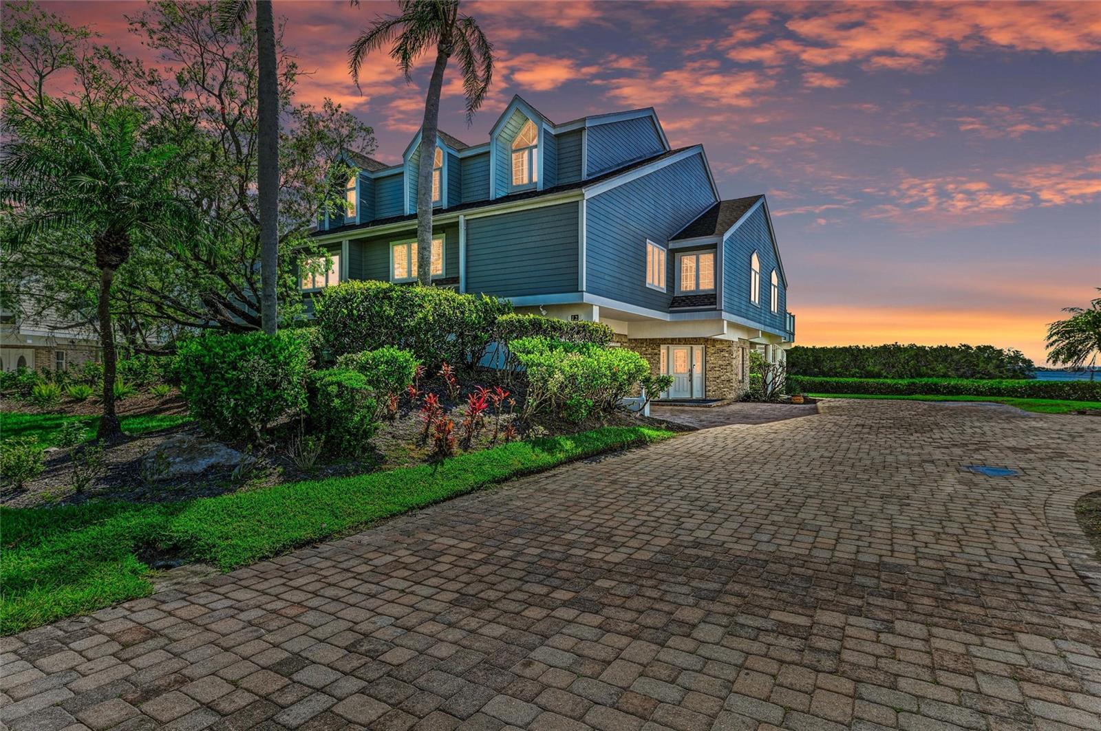 12 TIDY ISLAND BOULEVARD