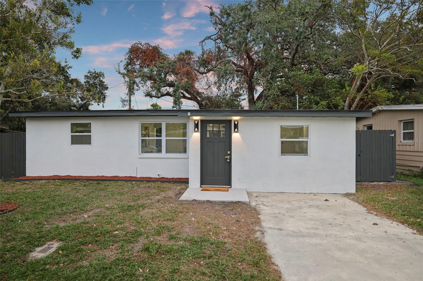 11747 104TH STREET N