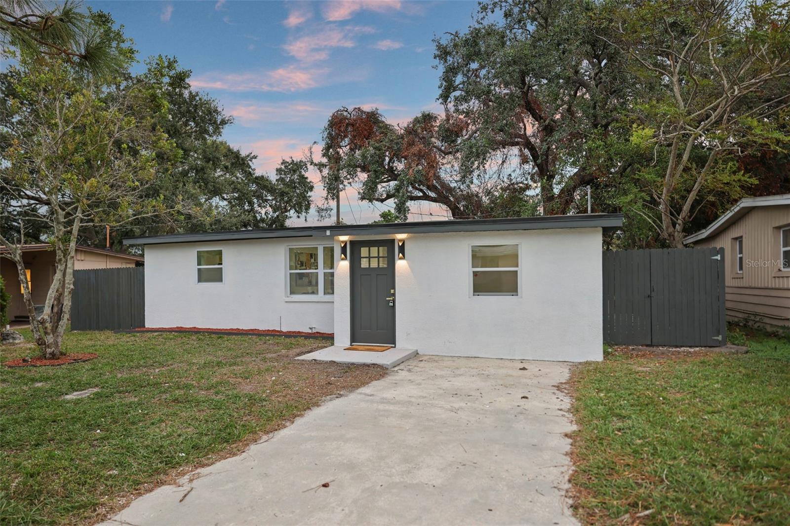 11747 104TH STREET N