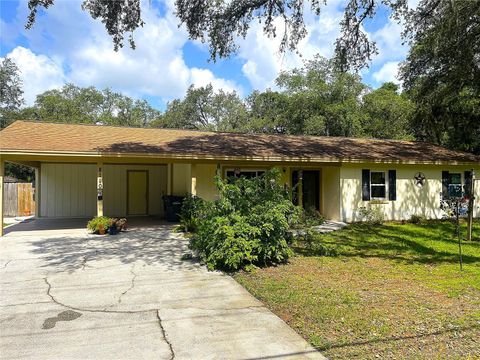 8110 WALT WILLIAMS ROAD LAKELAND FL 33809