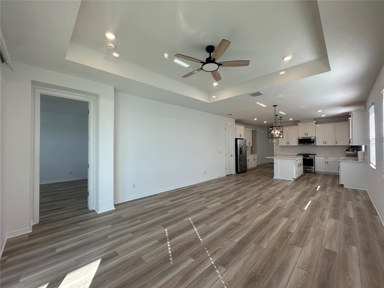 SWEETWATER/LAKEWOOD RANCH PH I - Residential Lease