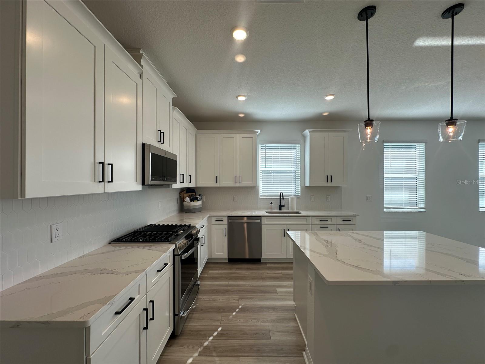 SWEETWATER/LAKEWOOD RANCH PH I - Residential Lease