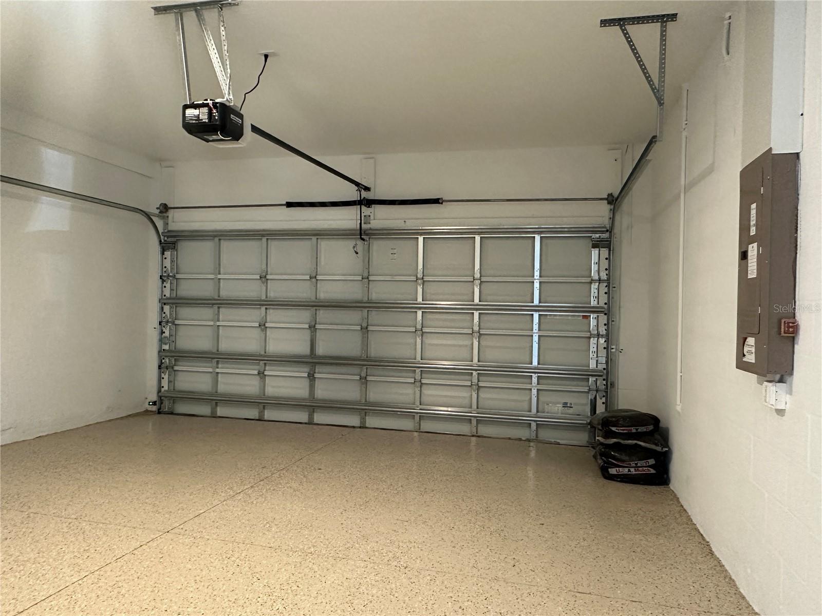 SWEETWATER/LAKEWOOD RANCH PH I - Residential Lease