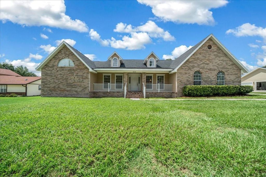 Photo of 2542 SE 27th Street, Ocala, FL 34471 (MLS # OM706446)