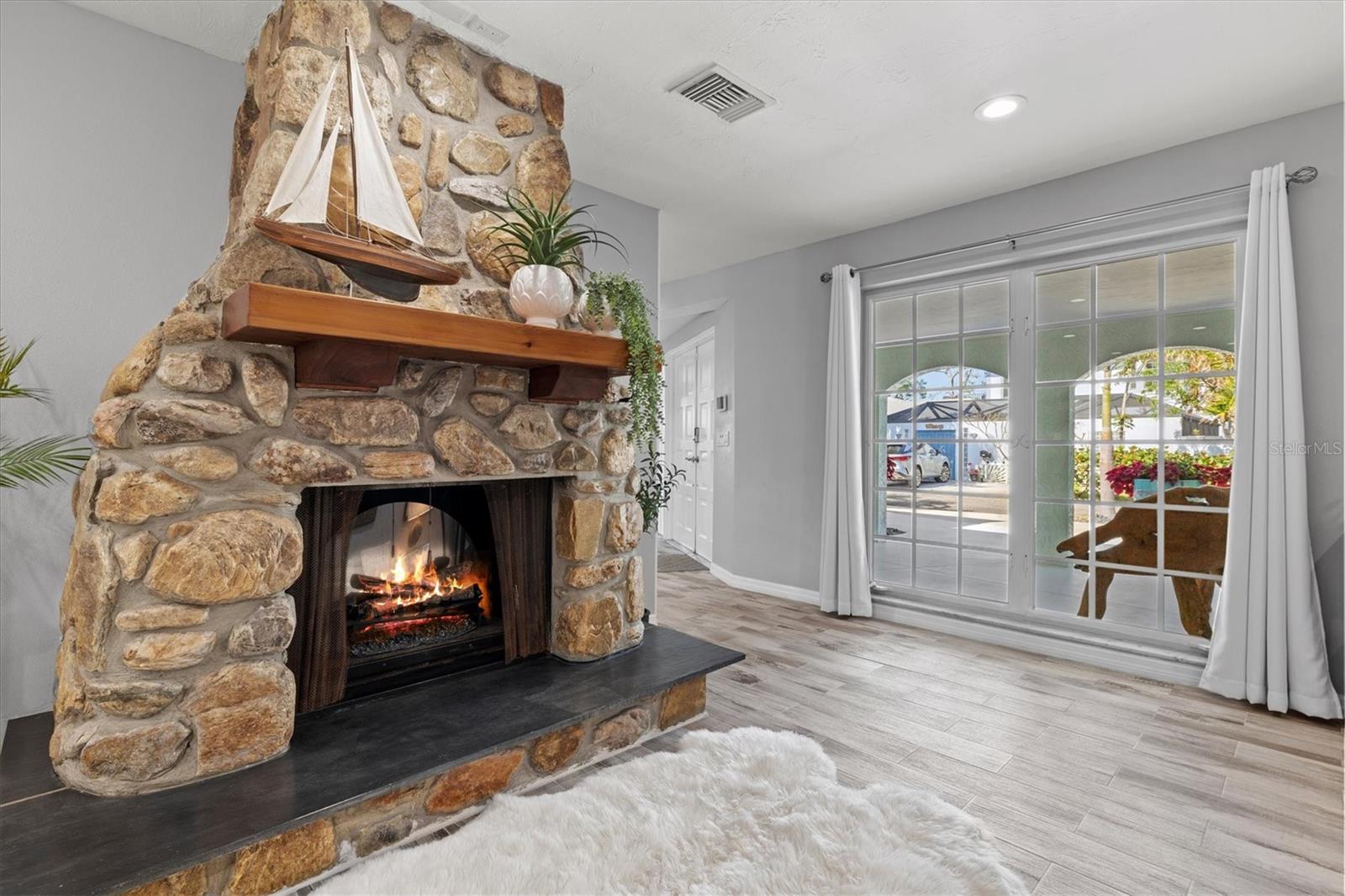 CORNWELL ON THE GULF - Residential