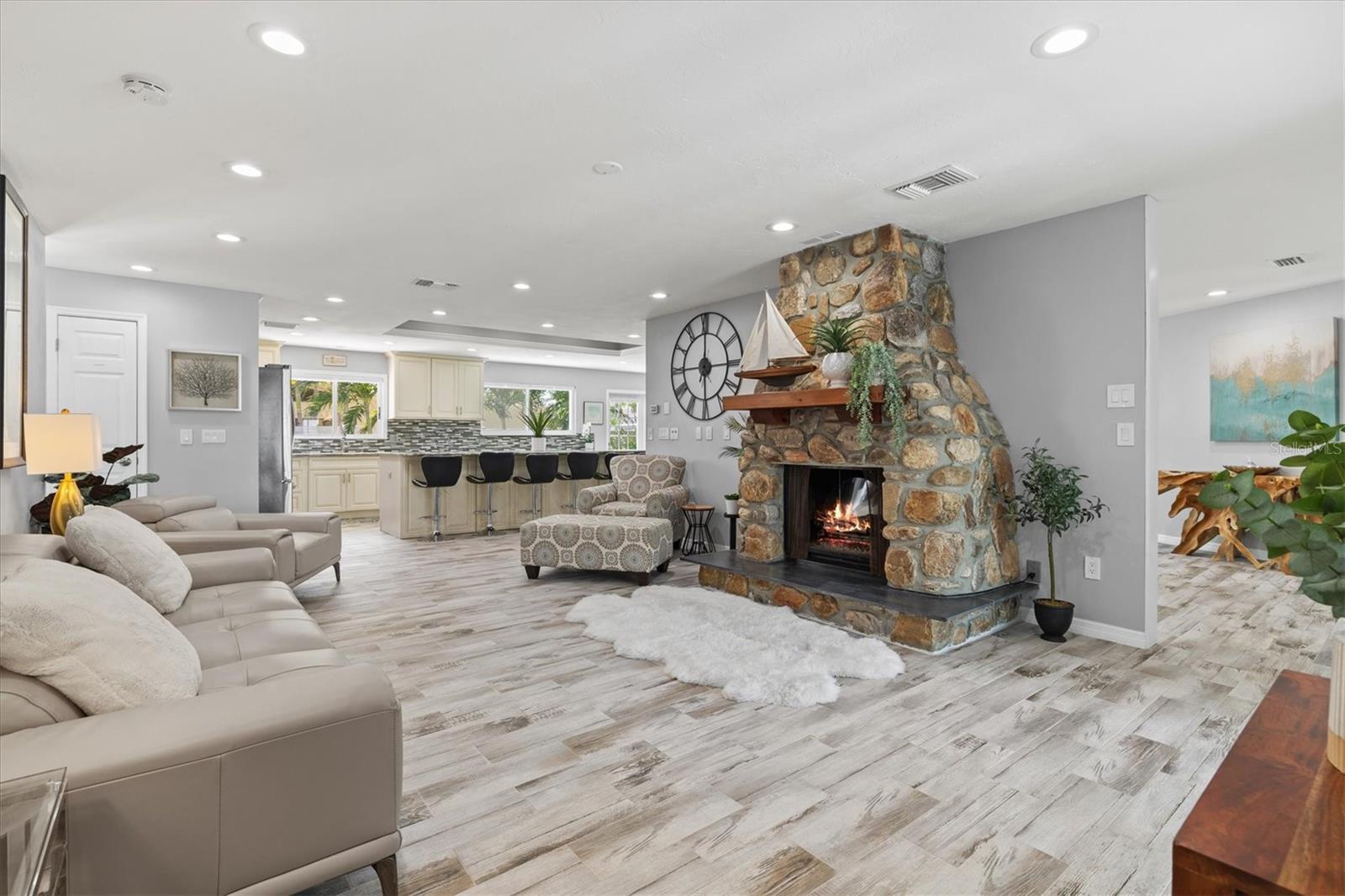 CORNWELL ON THE GULF - Residential