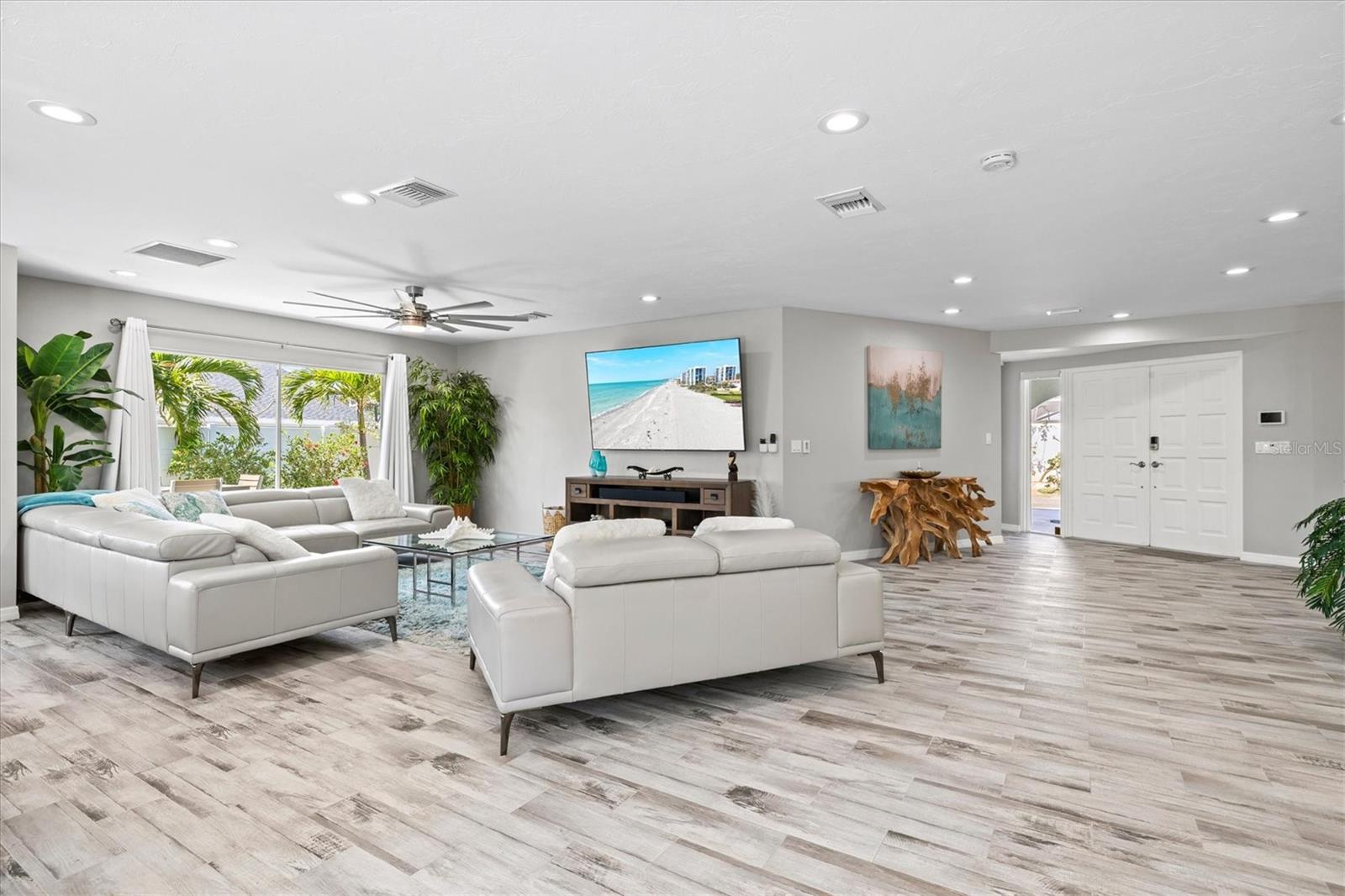 CORNWELL ON THE GULF - Residential