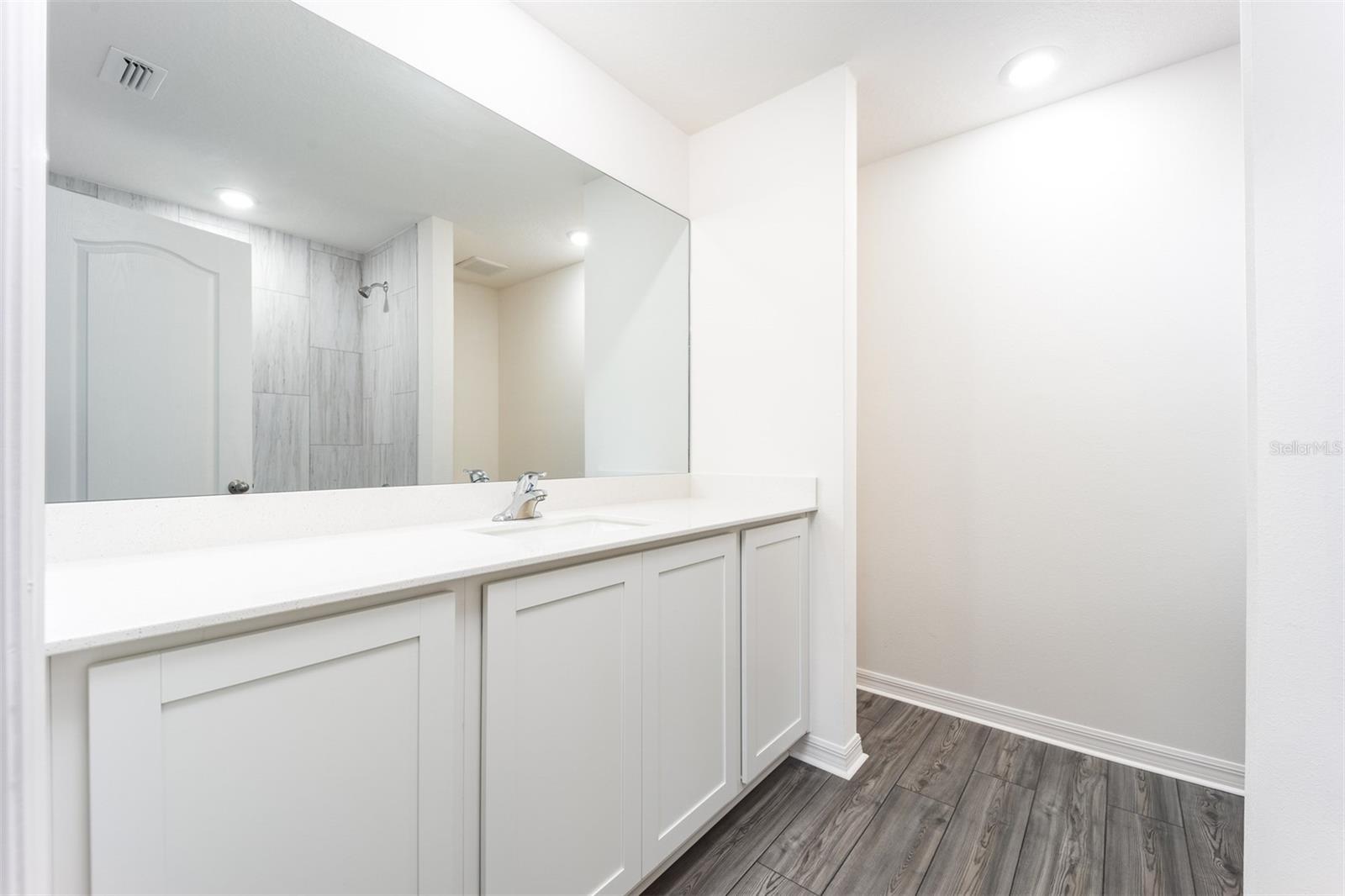 GUM LAKE PRESERVE - Residential