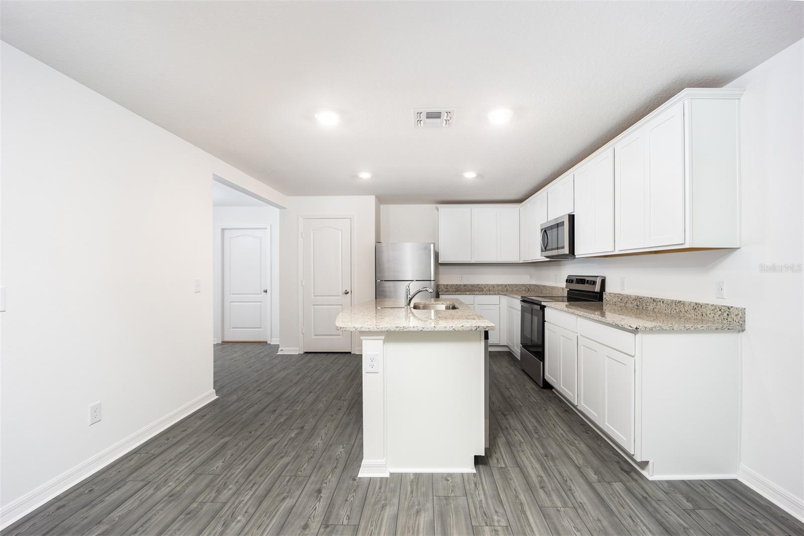 GUM LAKE PRESERVE - Residential