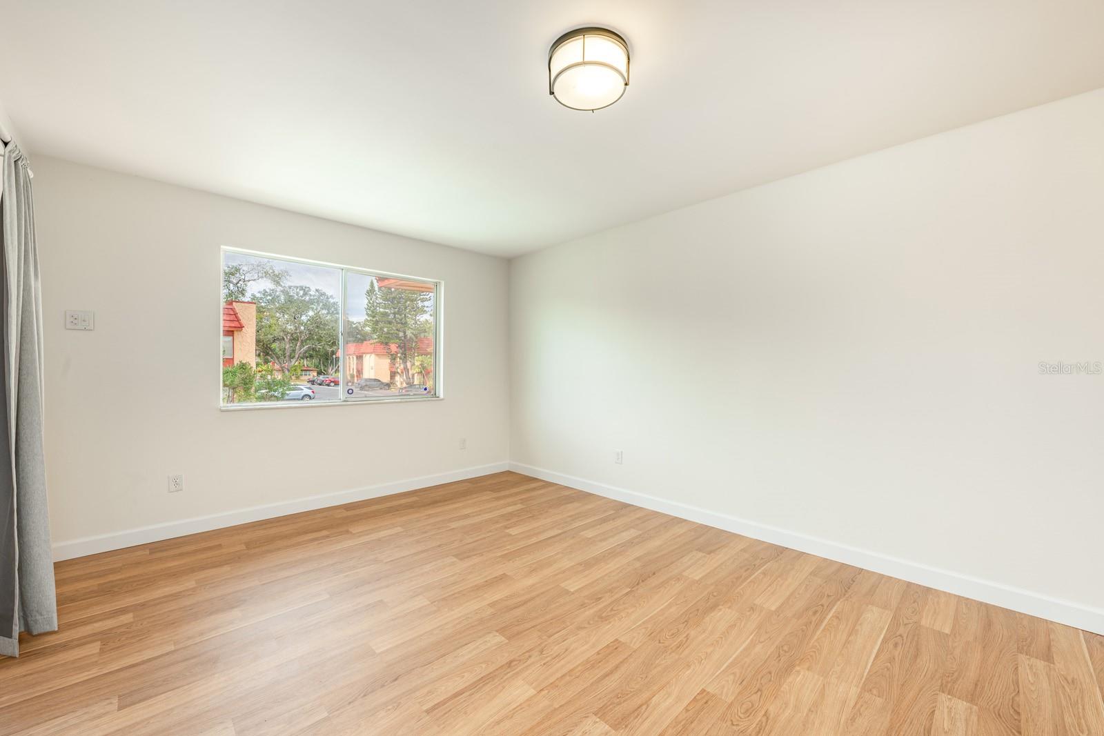 OAK SHADOWS CONDO - Residential