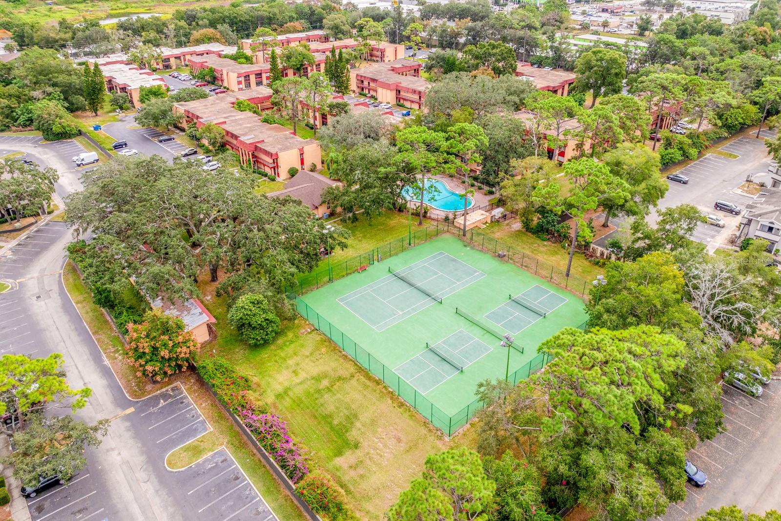 OAK SHADOWS CONDO - Residential