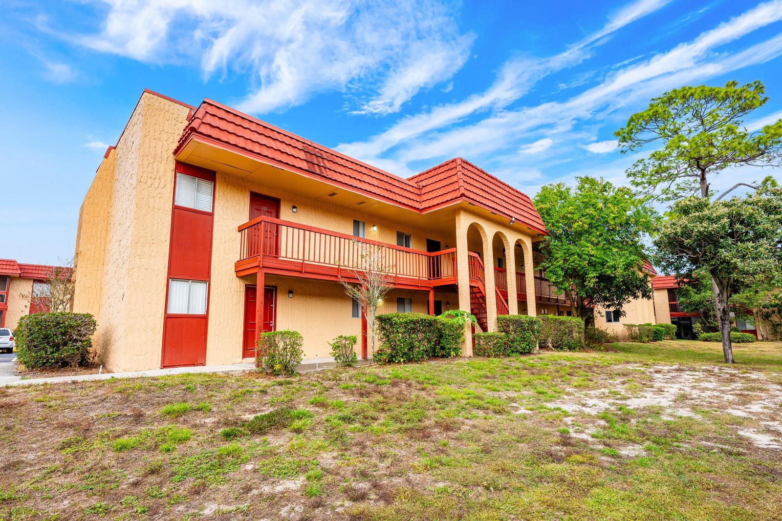 OAK SHADOWS CONDO - Residential