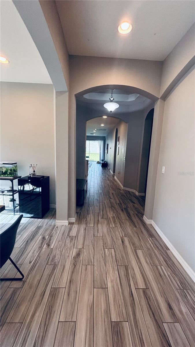 ARBOR LAKES ON PALMER RANCH - Residential Lease