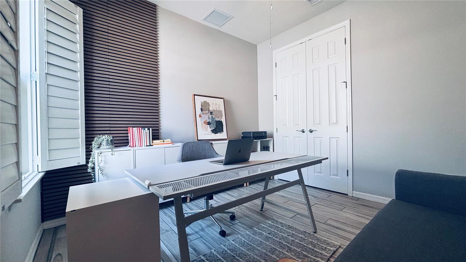ARBOR LAKES ON PALMER RANCH - Residential Lease