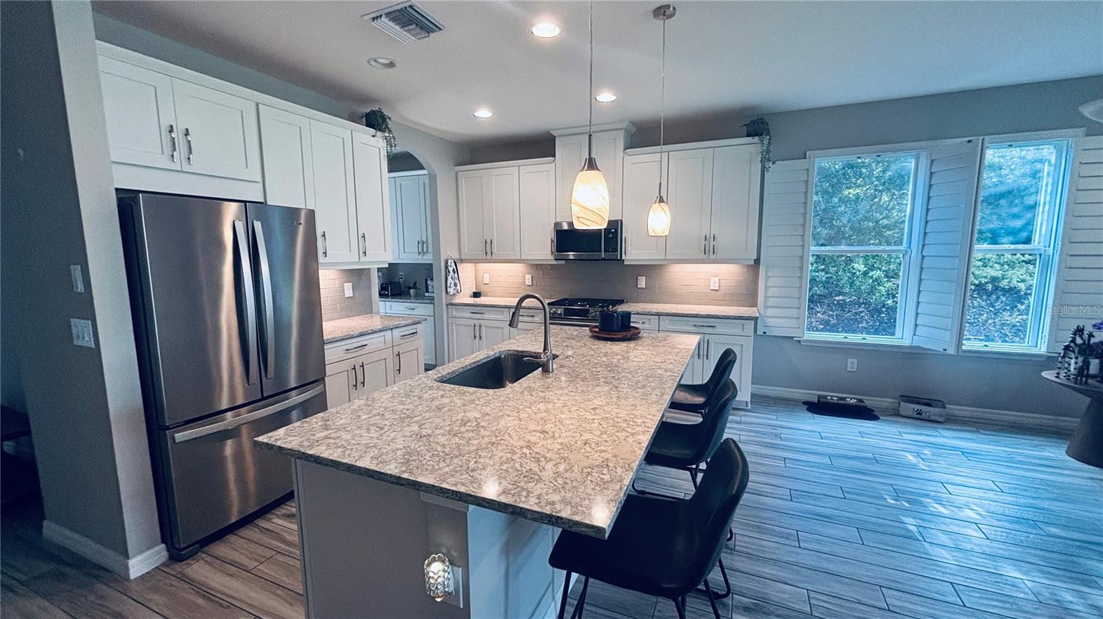 ARBOR LAKES ON PALMER RANCH - Residential Lease