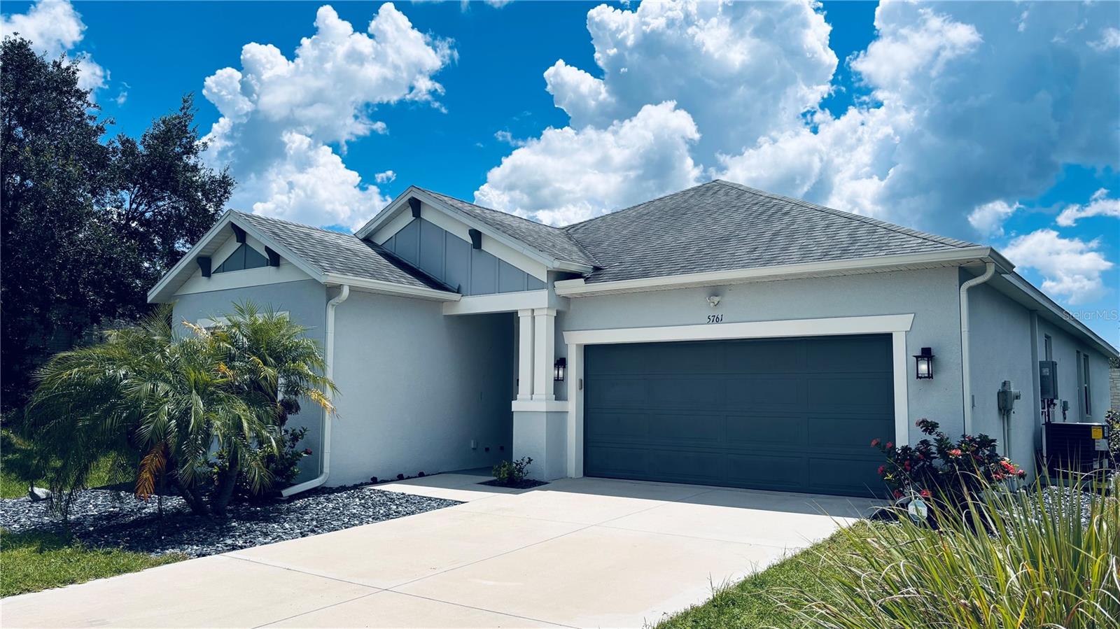 ARBOR LAKES ON PALMER RANCH - Residential Lease