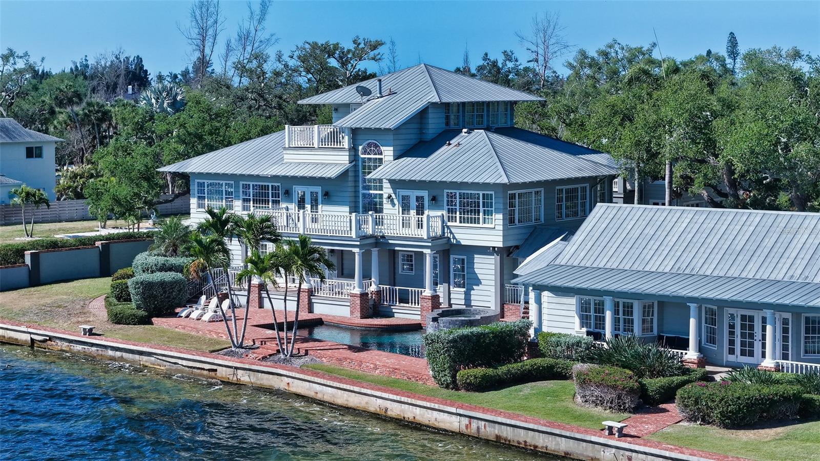 SIESTA PROPERTIES INC - Residential