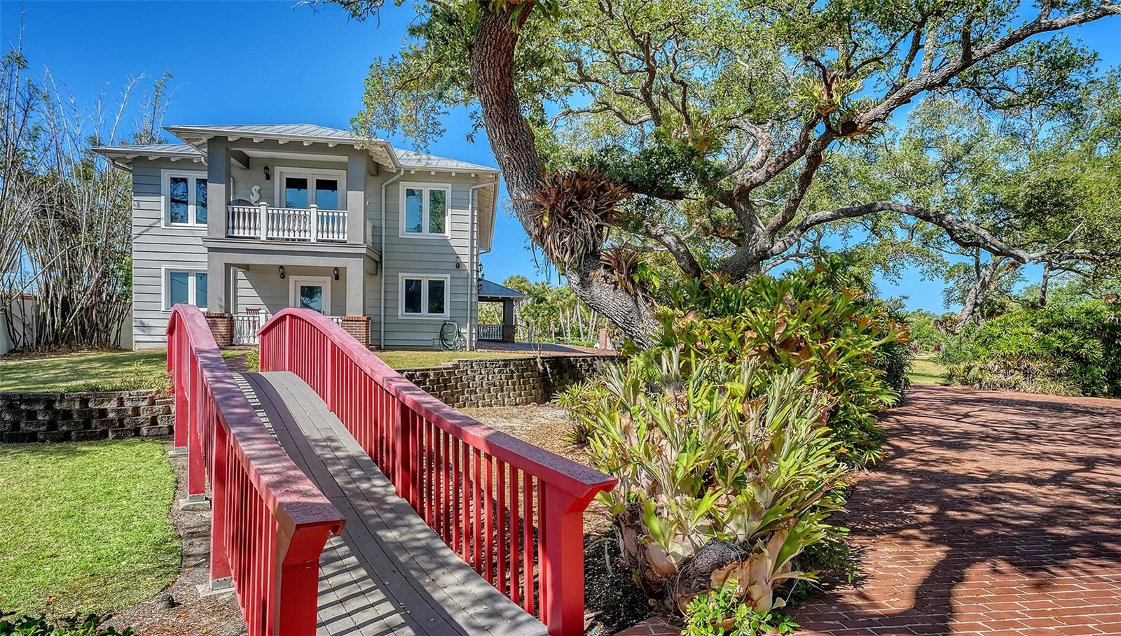 SIESTA PROPERTIES INC - Residential