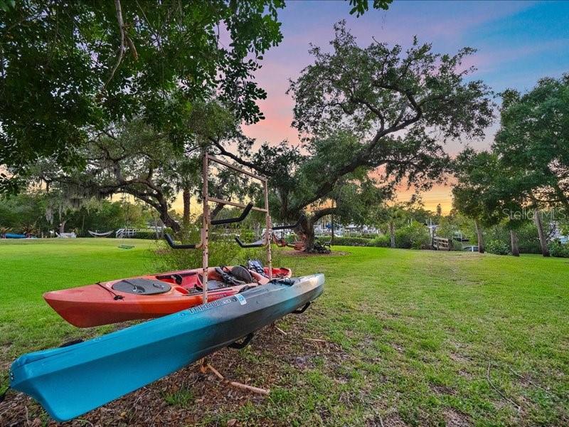 RIVERVIEW MANOR - Residential