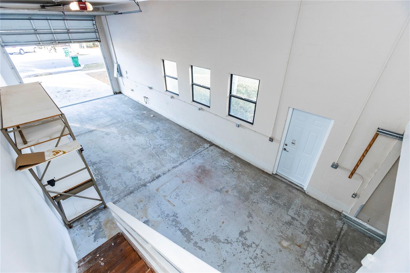 SILVER OAKS - Residential