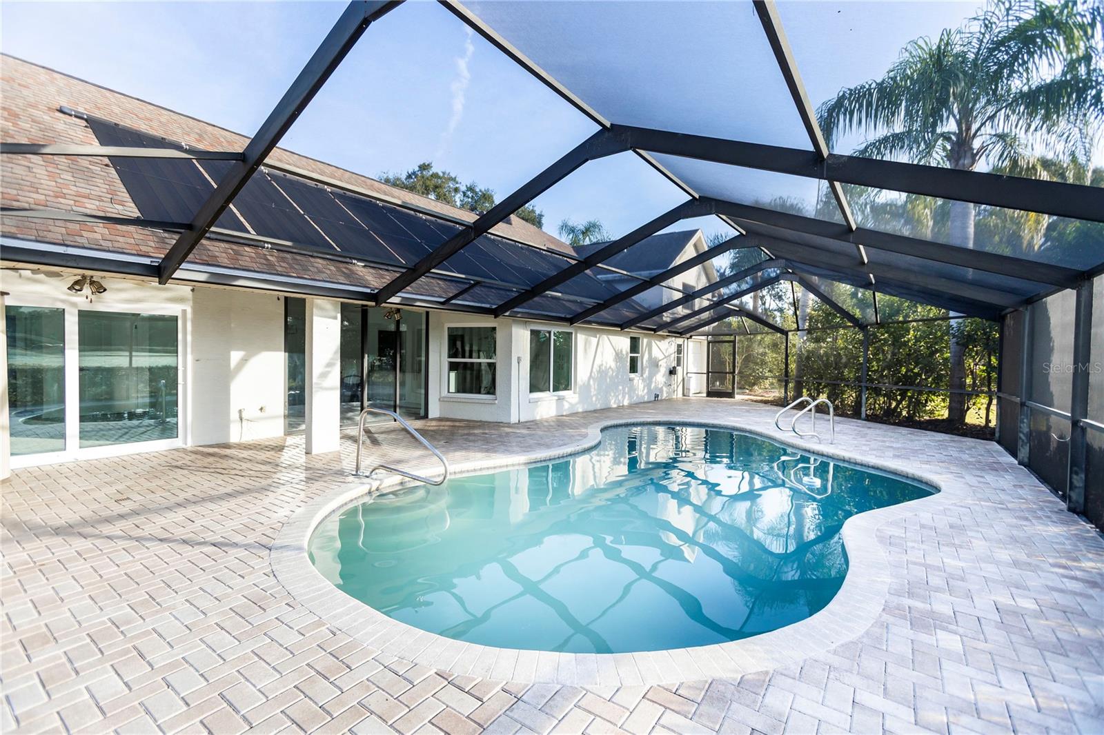 SILVER OAKS - Residential