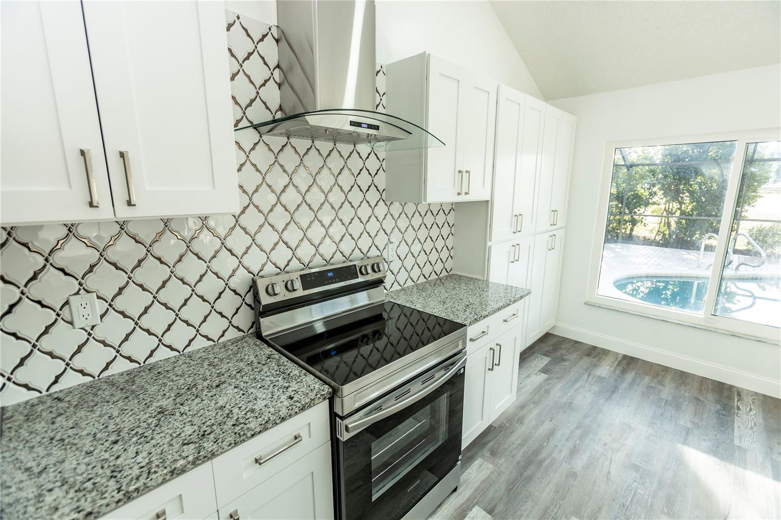 SILVER OAKS - Residential