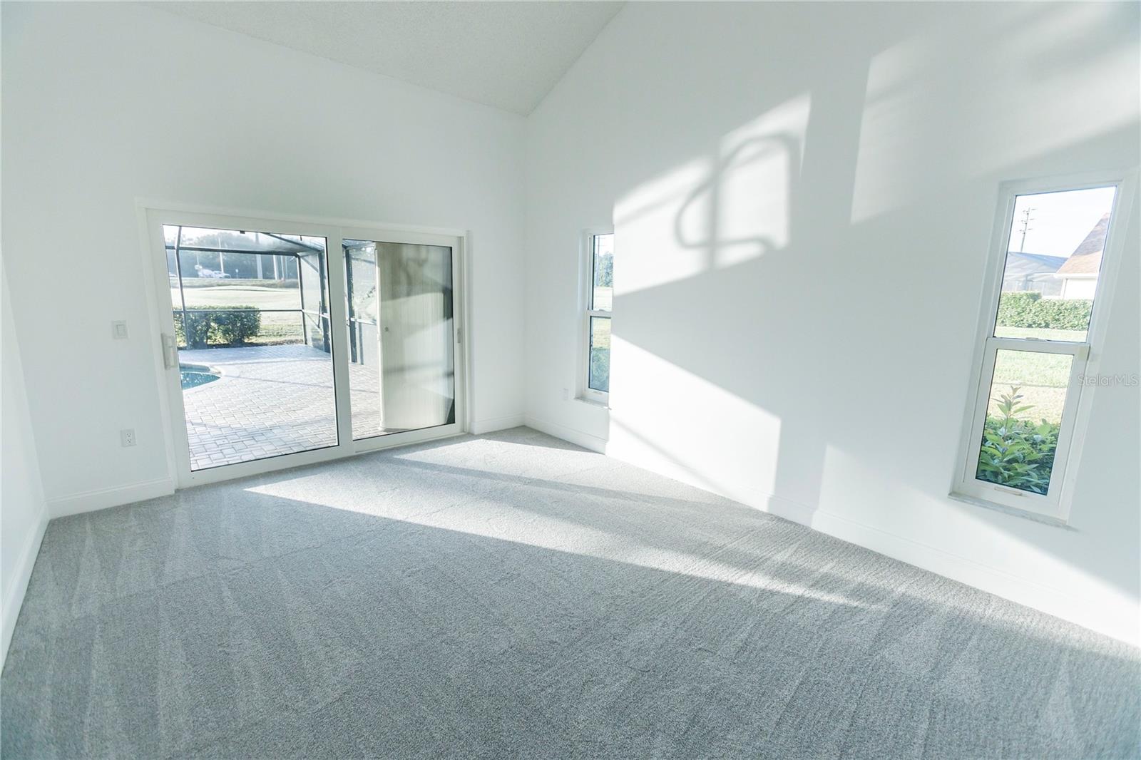 SILVER OAKS - Residential