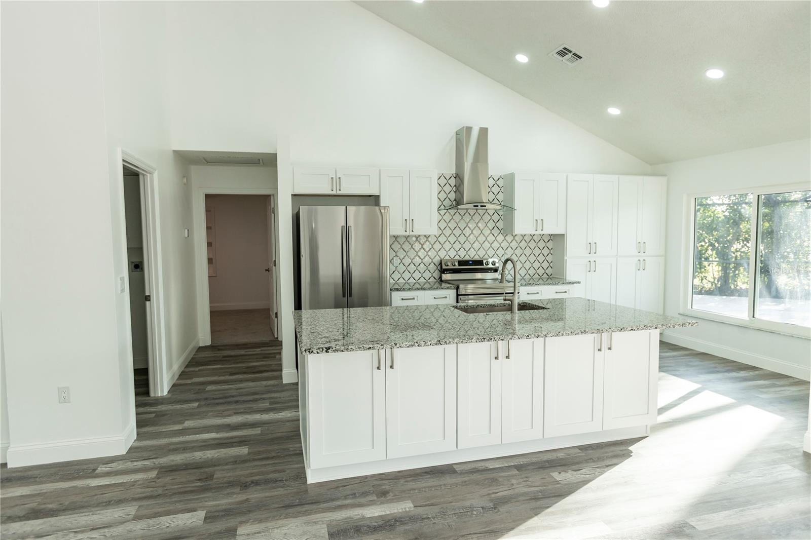 SILVER OAKS - Residential