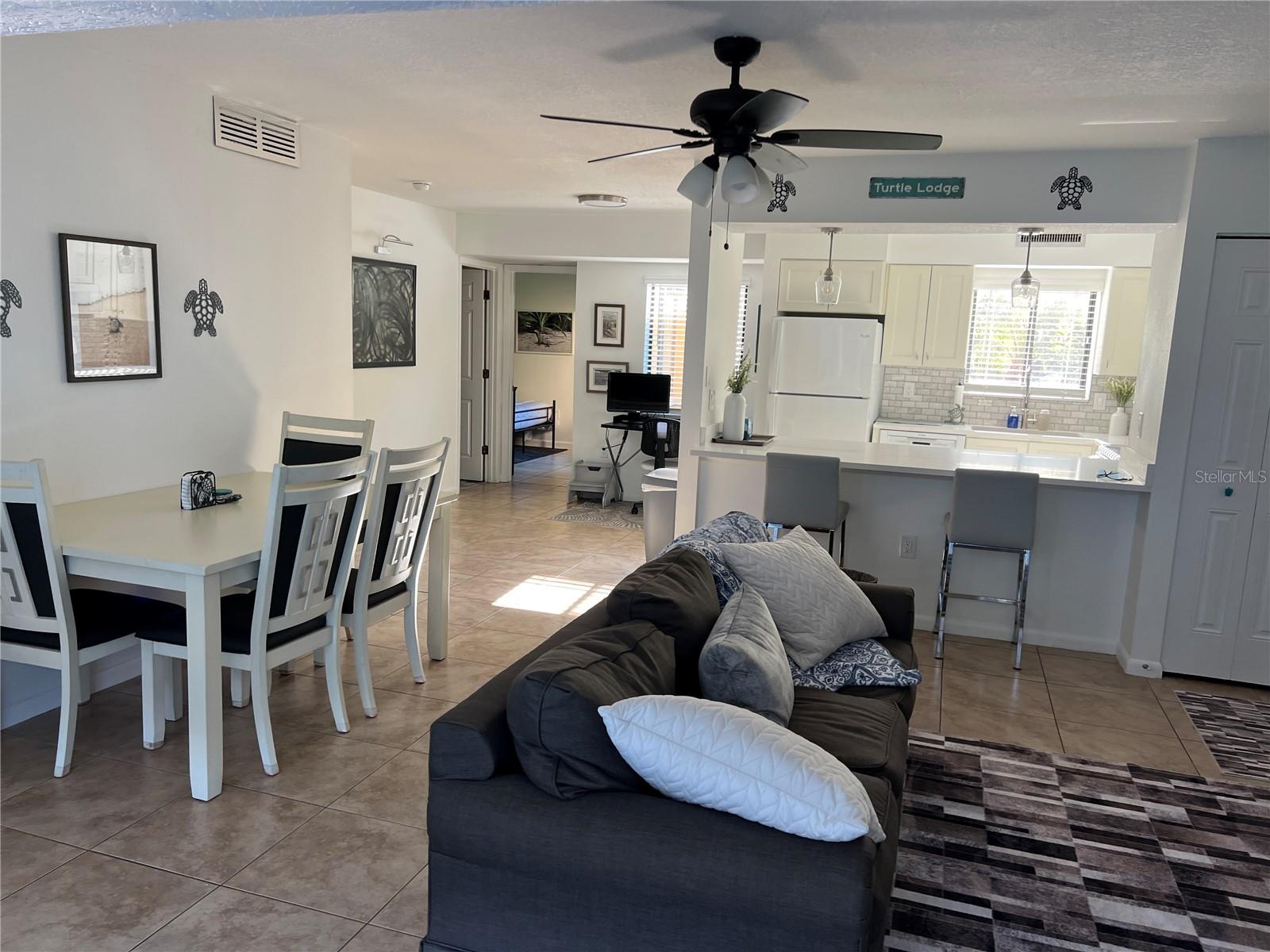 ASHTON LAKES 01 & 02 - Residential Lease