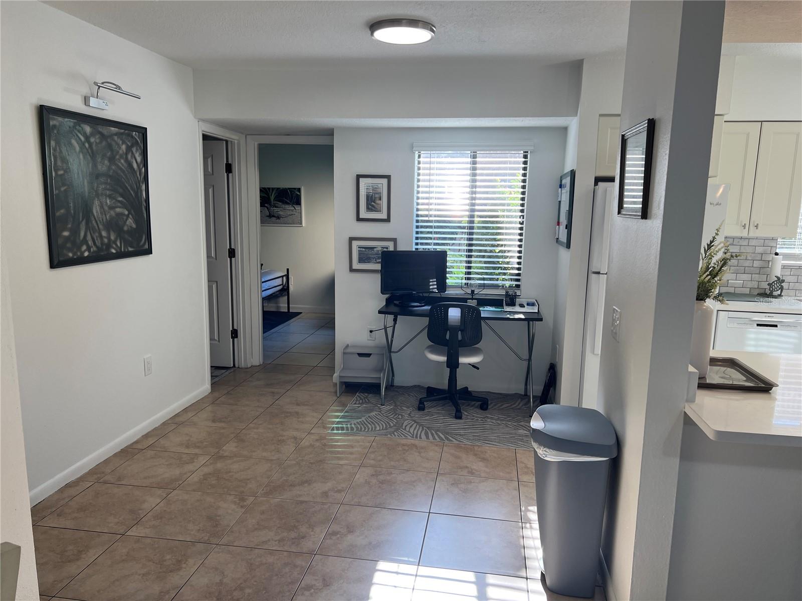 ASHTON LAKES 01 & 02 - Residential Lease