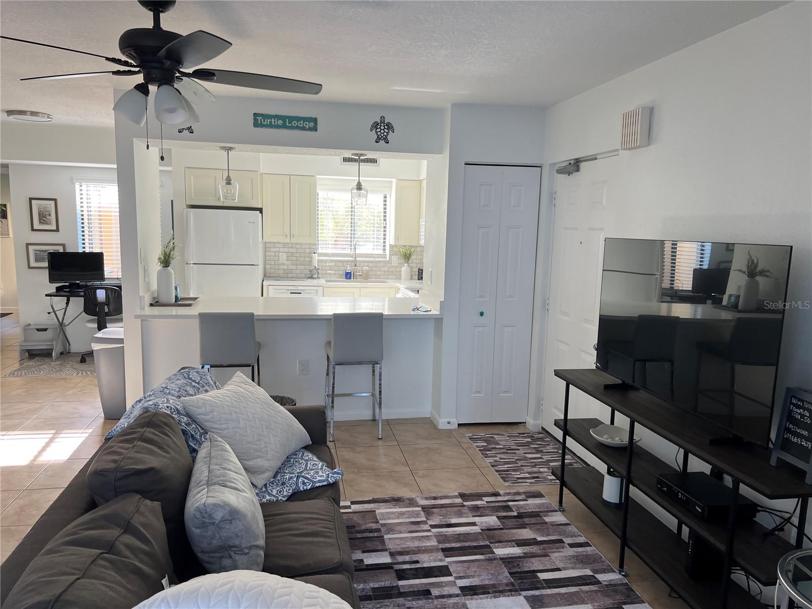 ASHTON LAKES 01 & 02 - Residential Lease