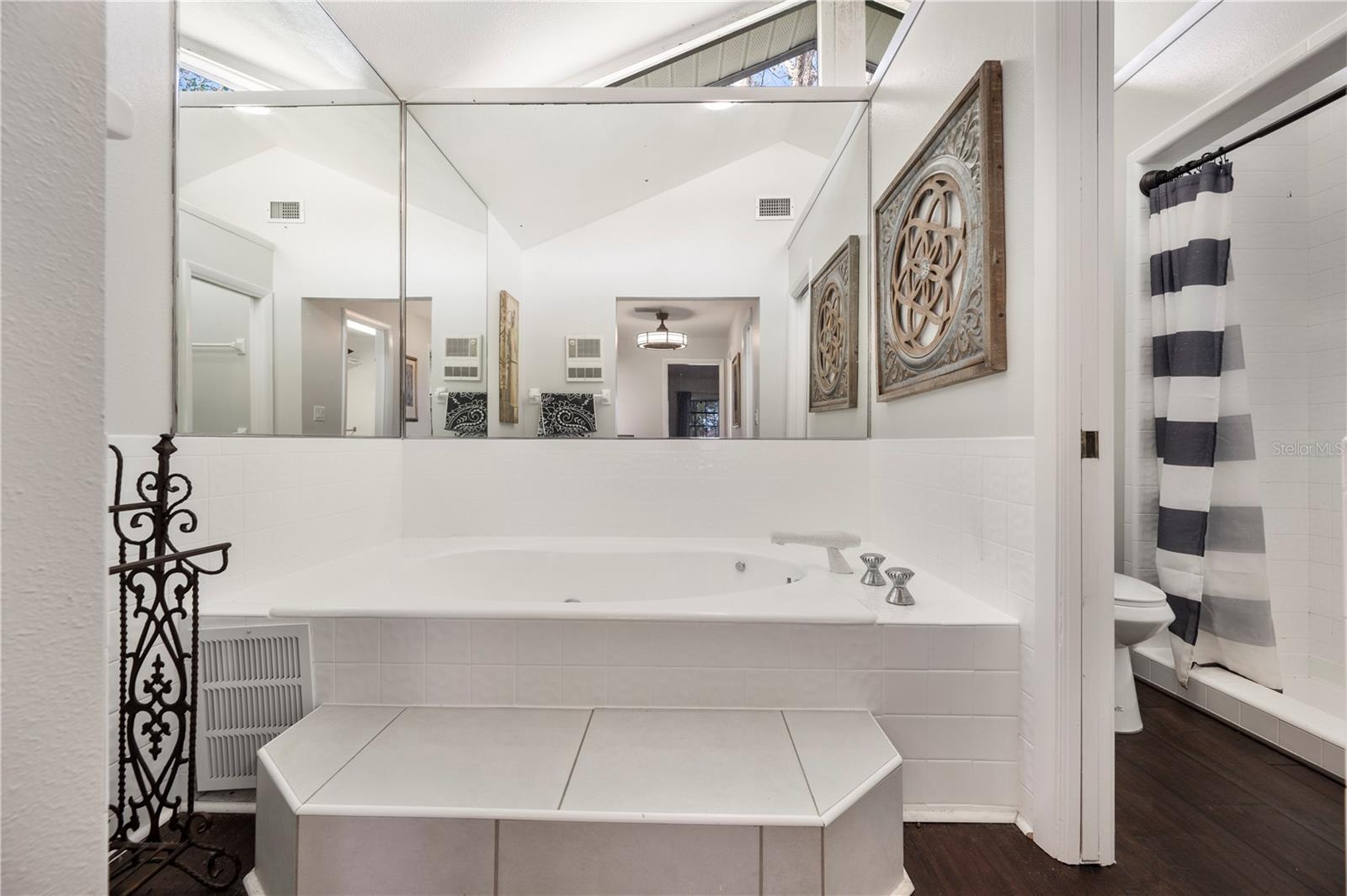 CYPRESSWOOD - Residential