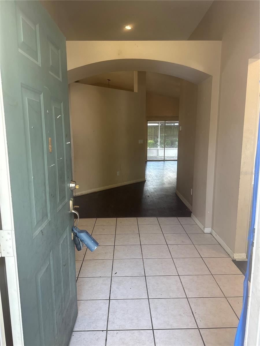4706 DRAGON TAIL COURT