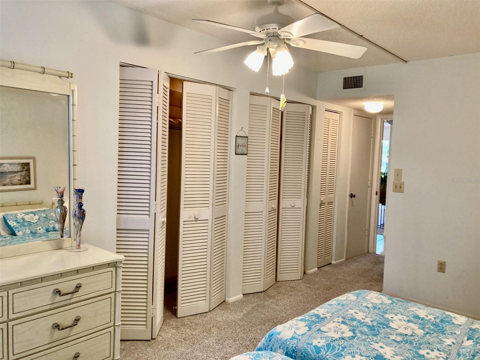 VALENCIA GARDEN II - Residential Lease