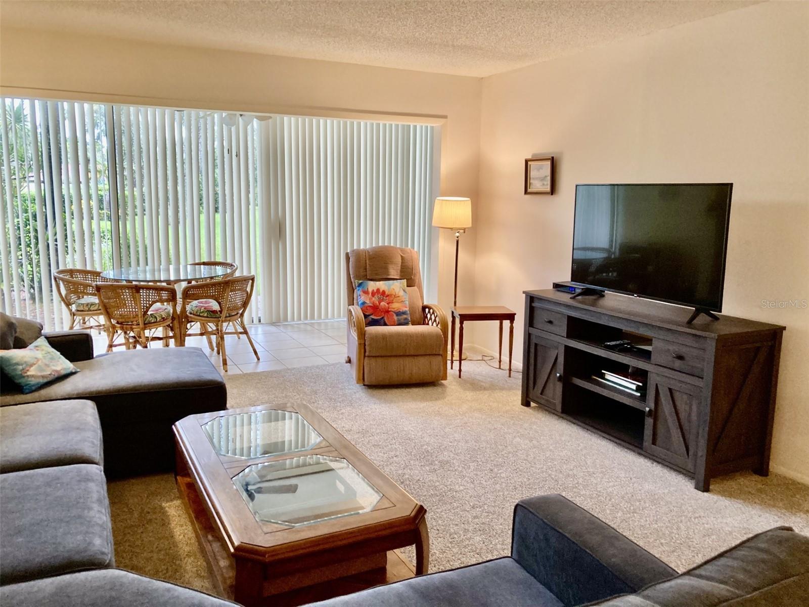 VALENCIA GARDEN II - Residential Lease