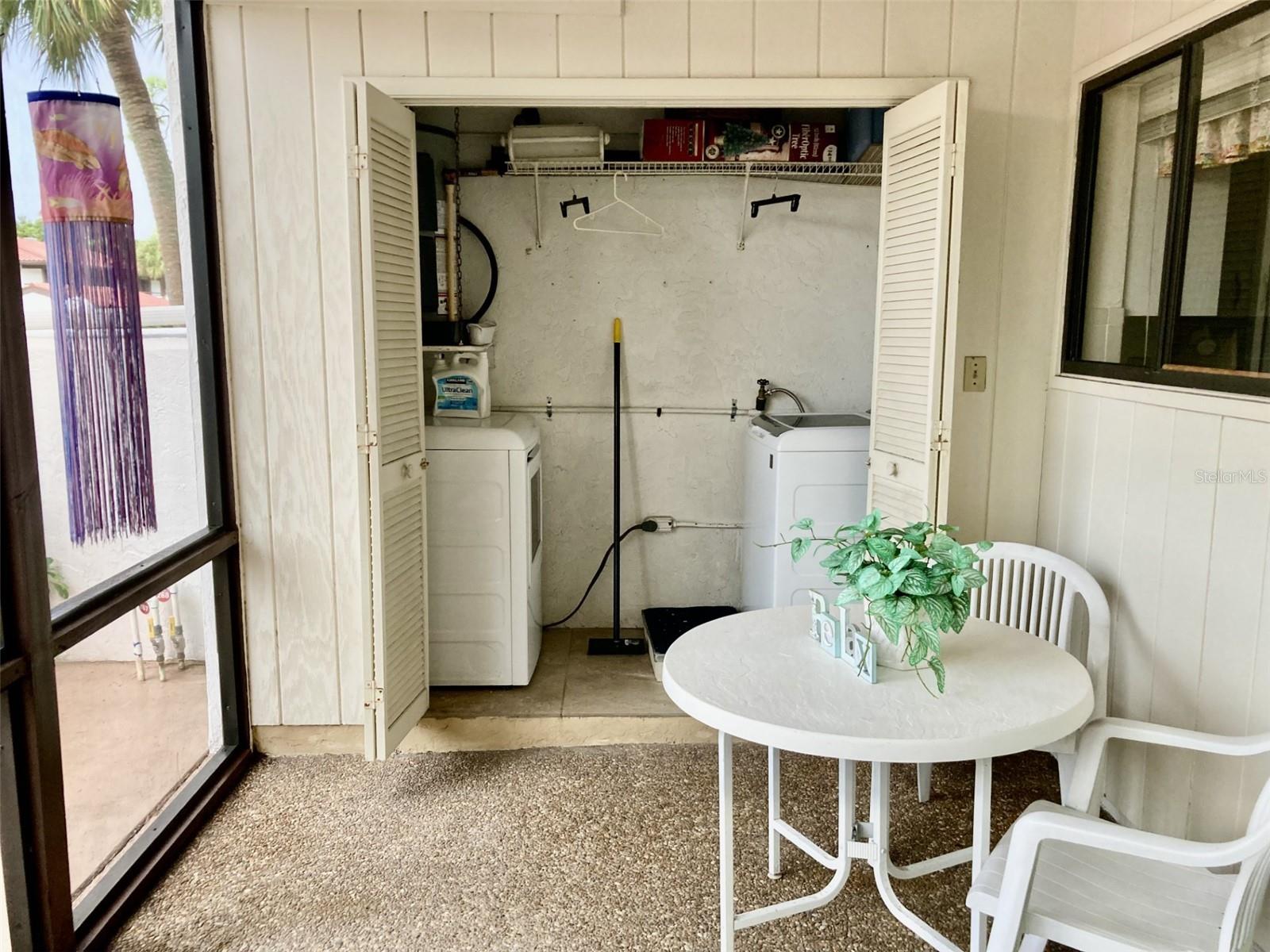 VALENCIA GARDEN II - Residential Lease