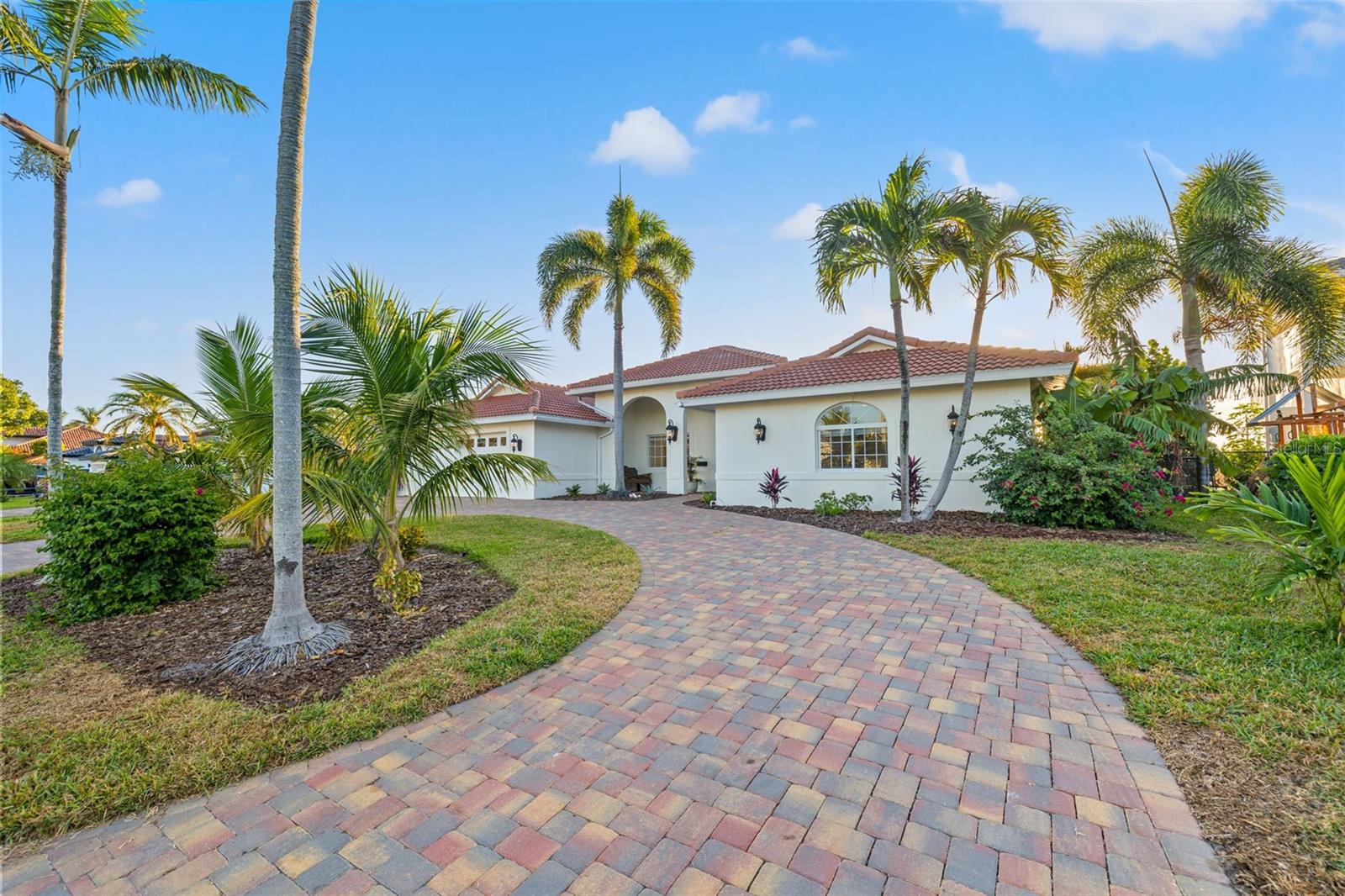 VENETIAN ISLES - Residential