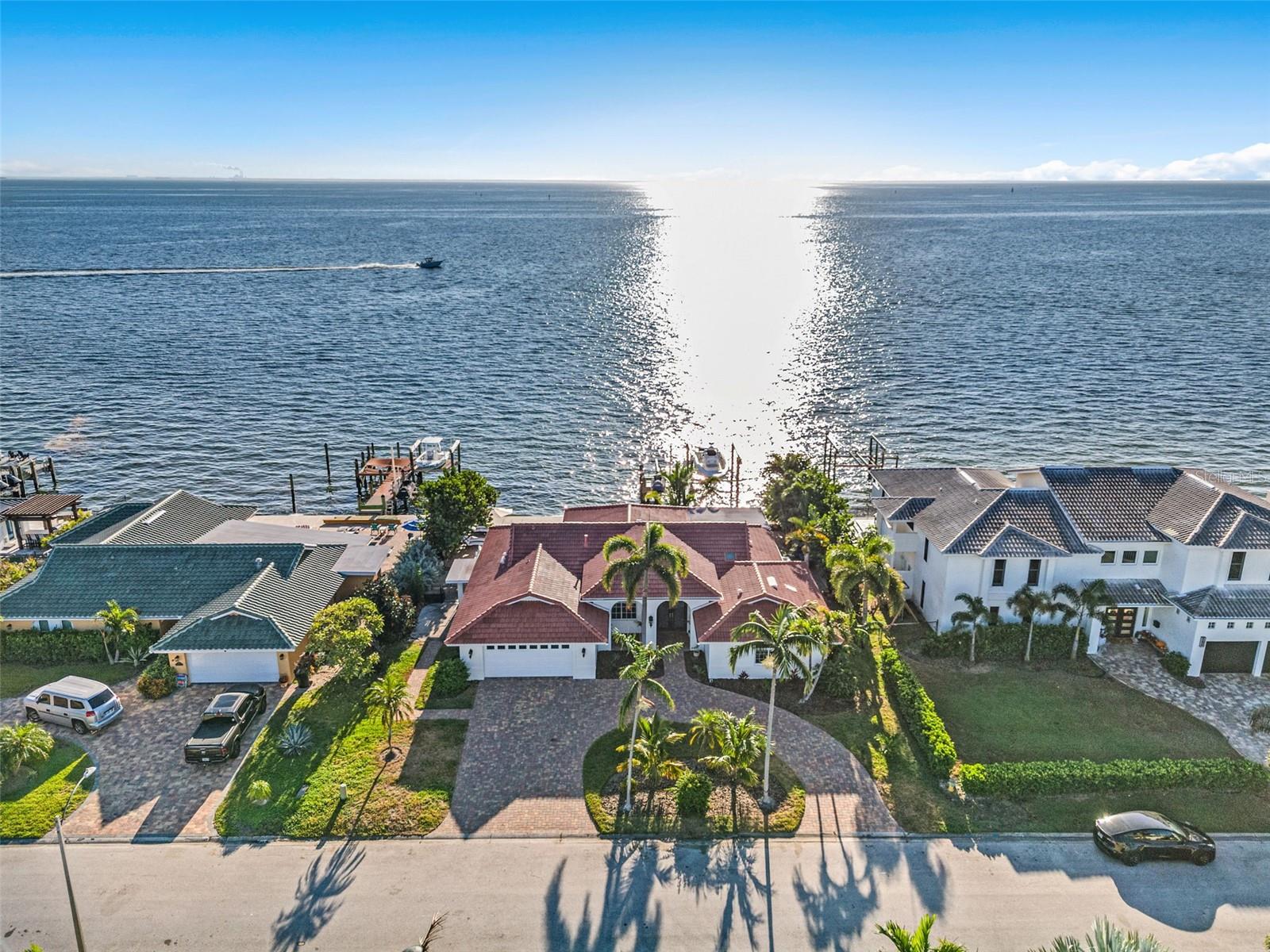 VENETIAN ISLES - Residential