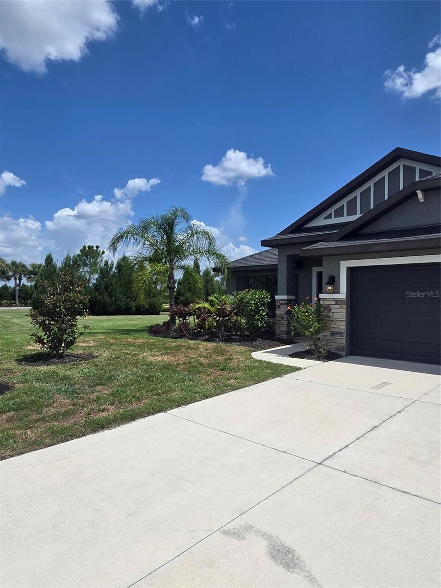 Photo of 16215 59th Court E, Parrish, FL 34219 (MLS # TB8528157)