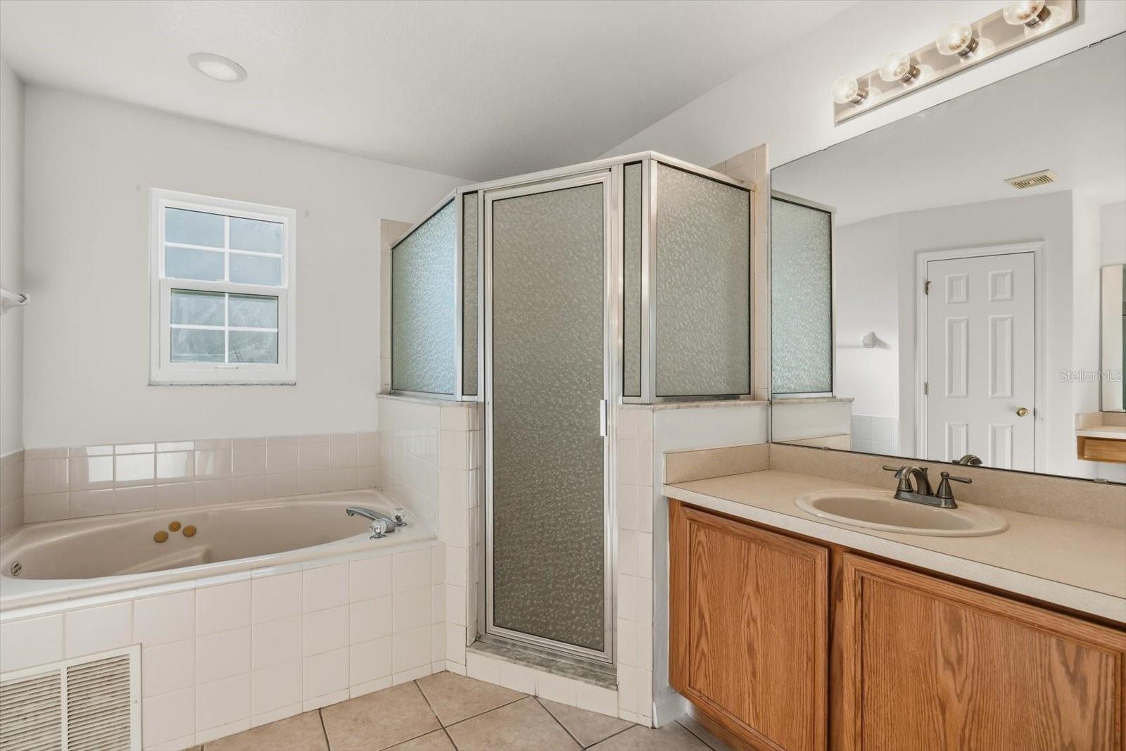 BANYAN COVE AT CYPRESS WOODS - Residential