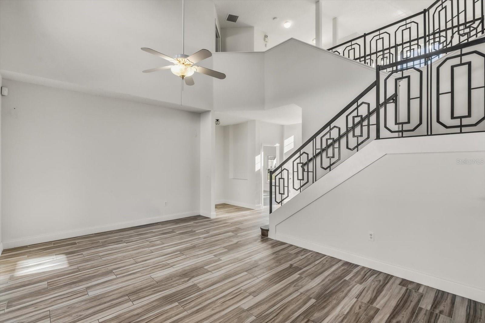 BANYAN COVE AT CYPRESS WOODS - Residential