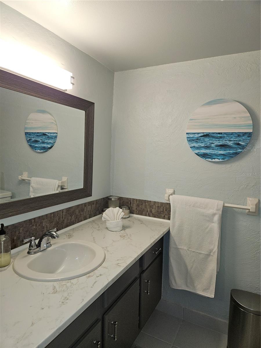 CORDOVA GREENS CONDO - Residential Lease