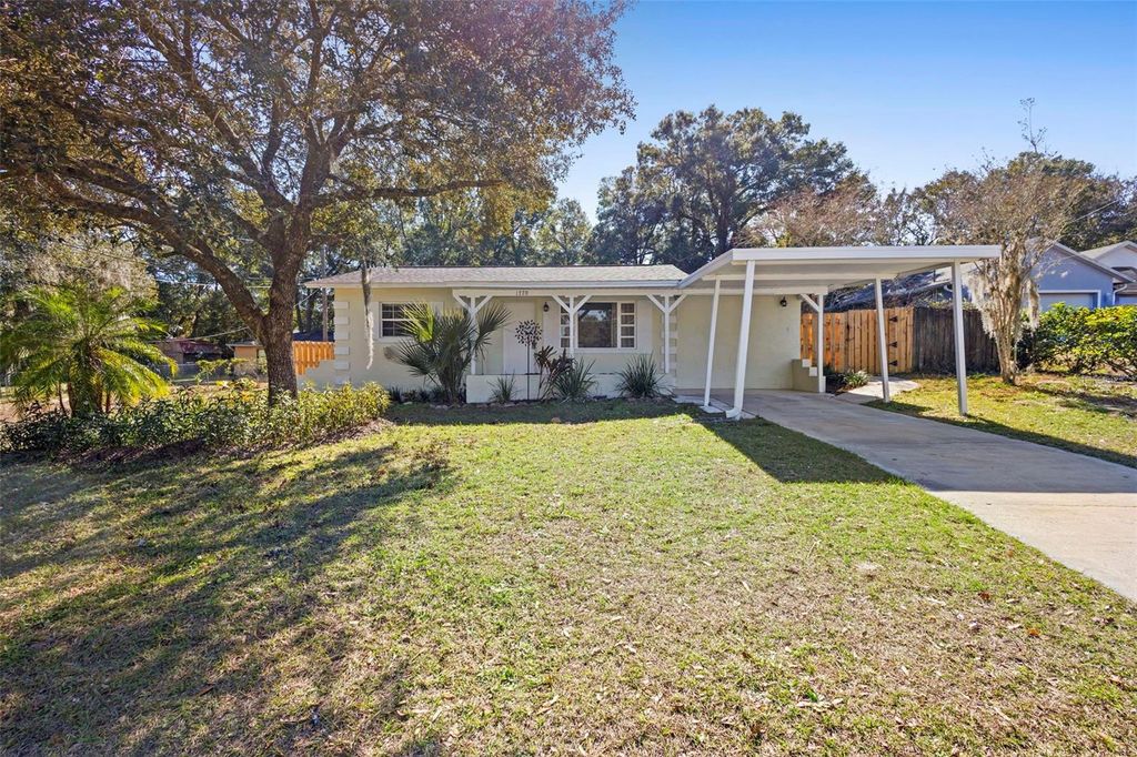 Photo of 1770 Holly Boulevard, Deland, FL 32720 (MLS # V4946926)
