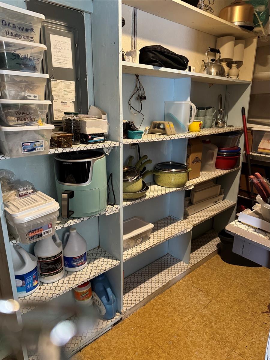 SUMMER TREES UNIT 01 - Residential