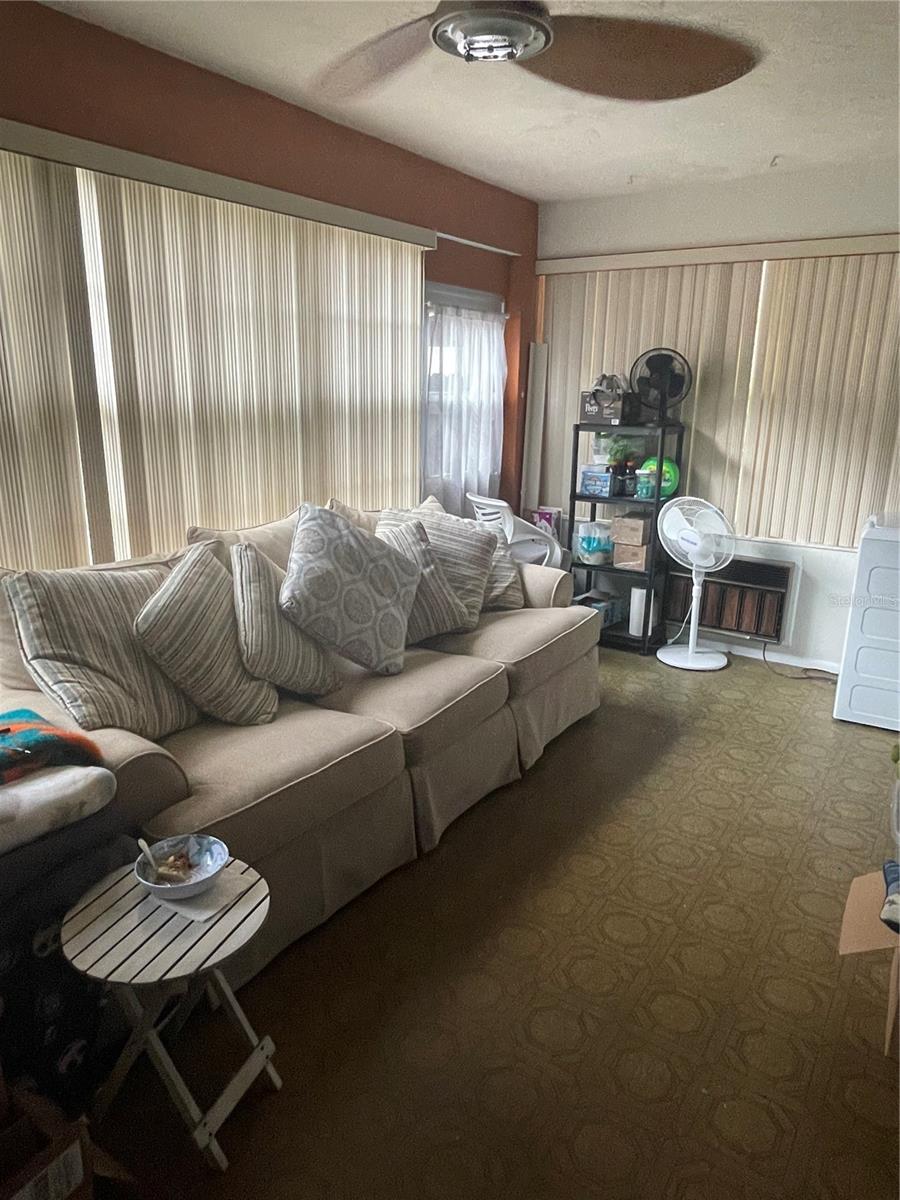 SUMMER TREES UNIT 01 - Residential