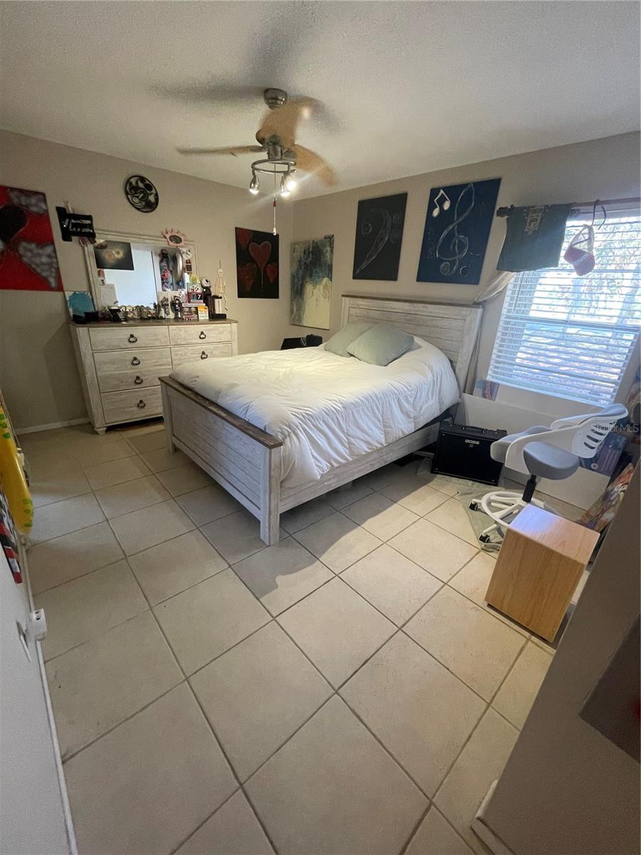 SUMMER TREES UNIT 01 - Residential