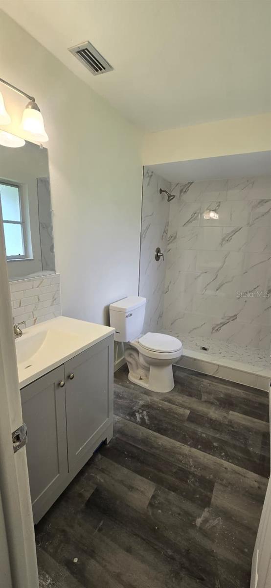 PORT CHARLOTTE SEC 027 - Residential Lease