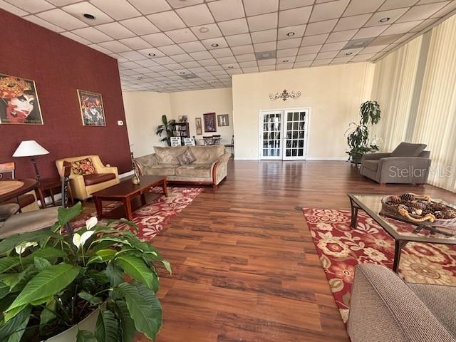 ROYAL ARMS CONDO - Residential