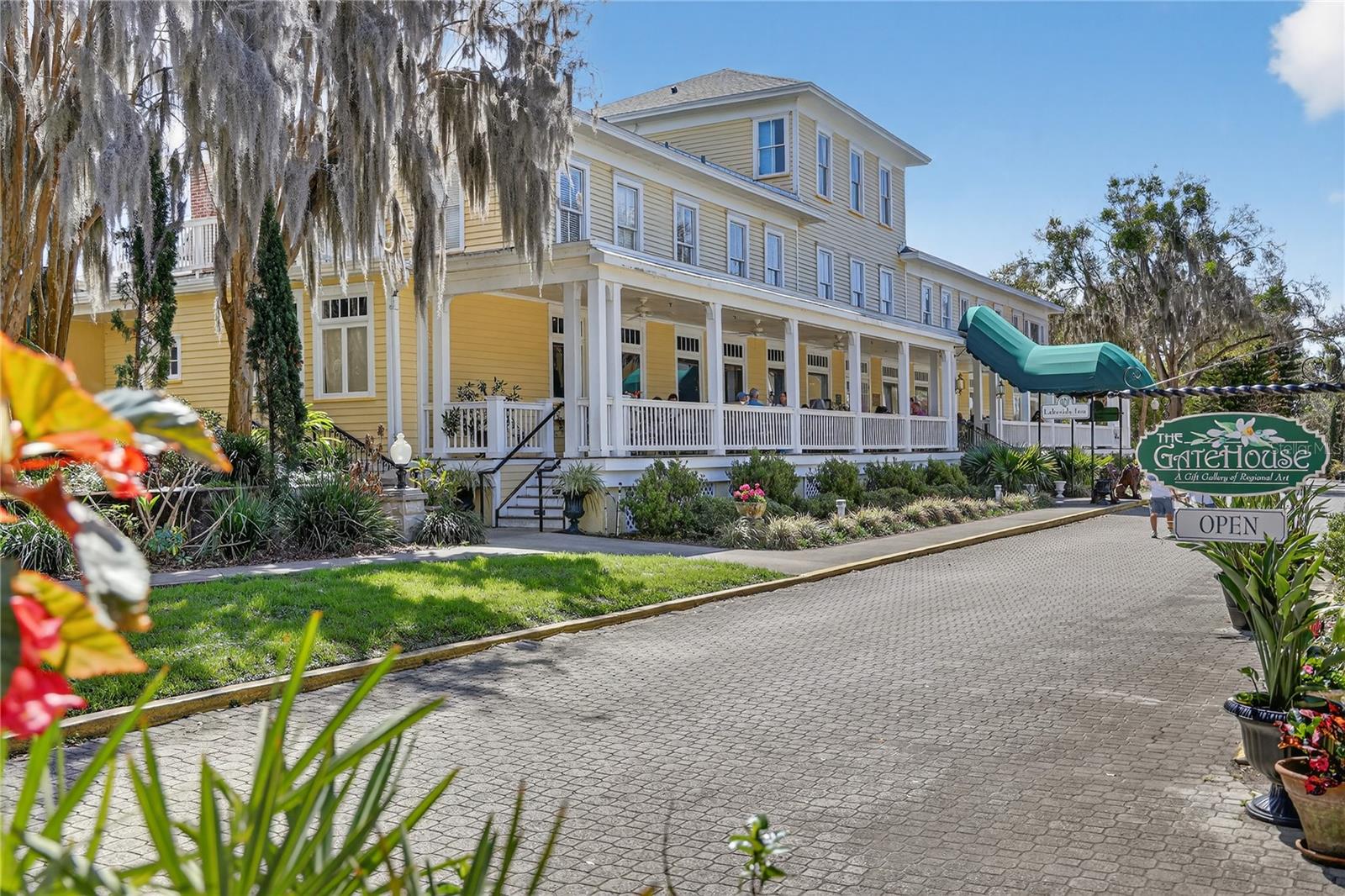 MOUNT DORA HIGH POINT AT LAKE DORA - Residential