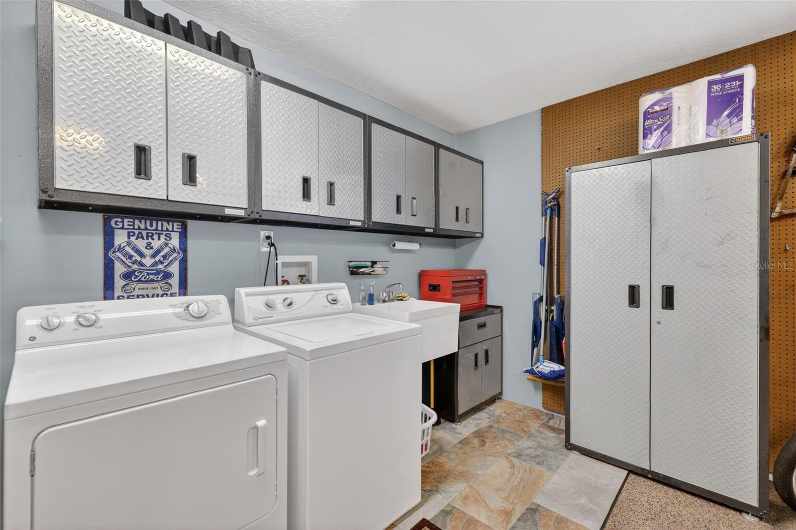 MOUNT DORA HIGH POINT AT LAKE DORA - Residential